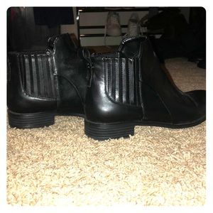 Pointed Black Toed Booties
